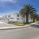 Sin Prisa, Con Brisa * Costa Teguise